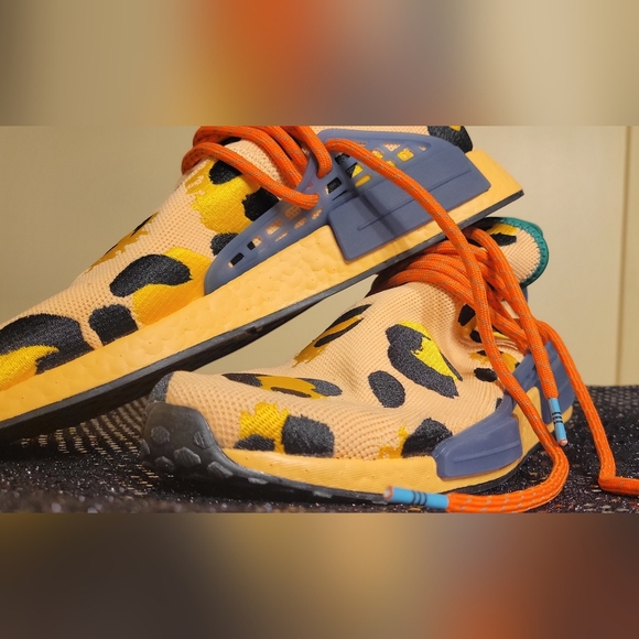 Leopard Print Sneakers with Orange Accents Pharrell NMD Adidas - Picture 11 of 12